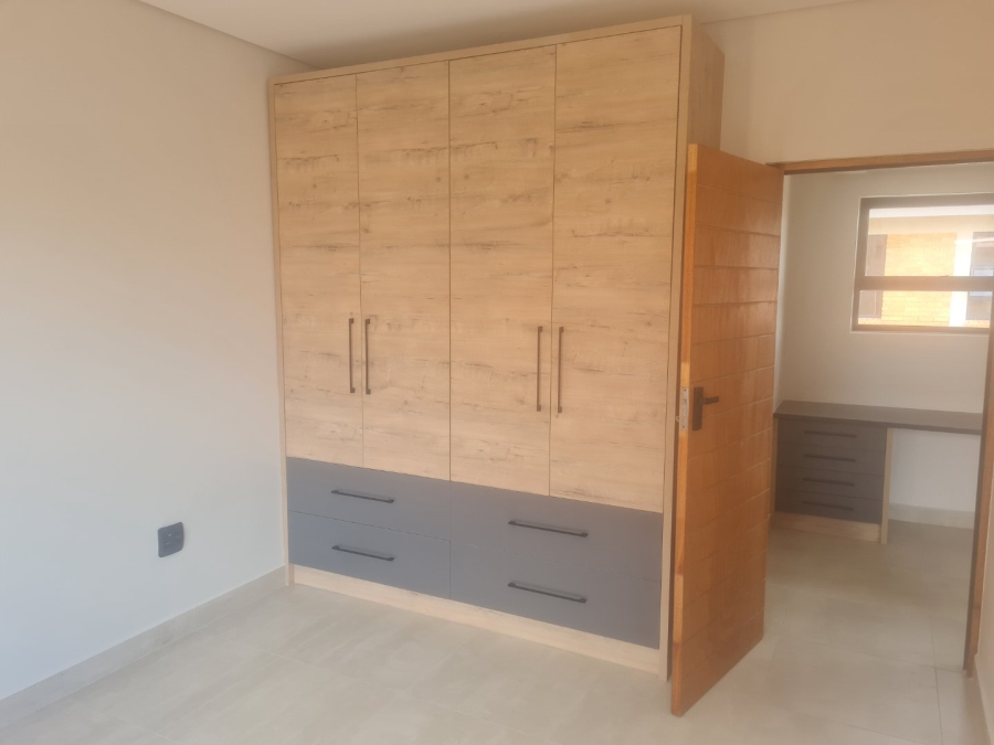 3 Bedroom Property for Sale in Somerton Estate Free State